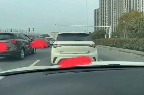 汽车左灯多少a